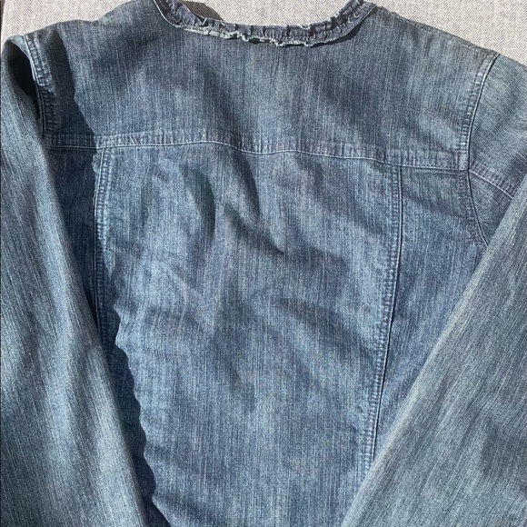 Chico’s Jean Denim Ruffle jacket EUC size 1 S M - Picture 5 of 5